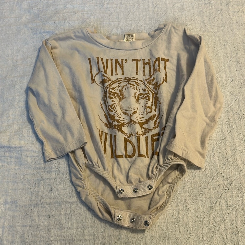 LIVIN THAT WILDLIFE ROMPER